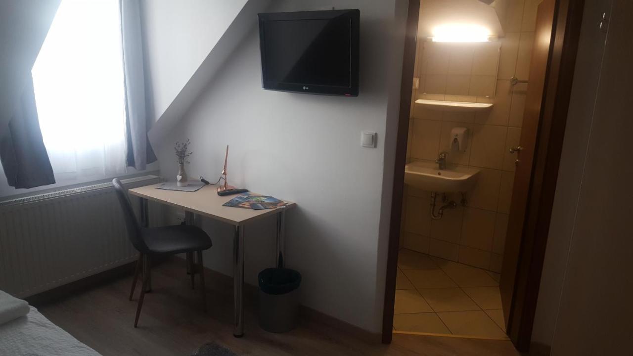 Hotel & Hostel Marenberg Radlje Radlje ob Dravi 外观 照片