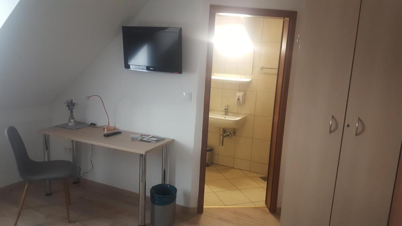 Hotel & Hostel Marenberg Radlje Radlje ob Dravi 外观 照片